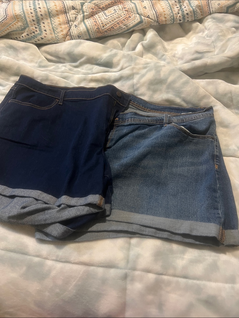 Old Navy Two pair  Denim Rolled-Hem Shorts - Dark Blue & Blue